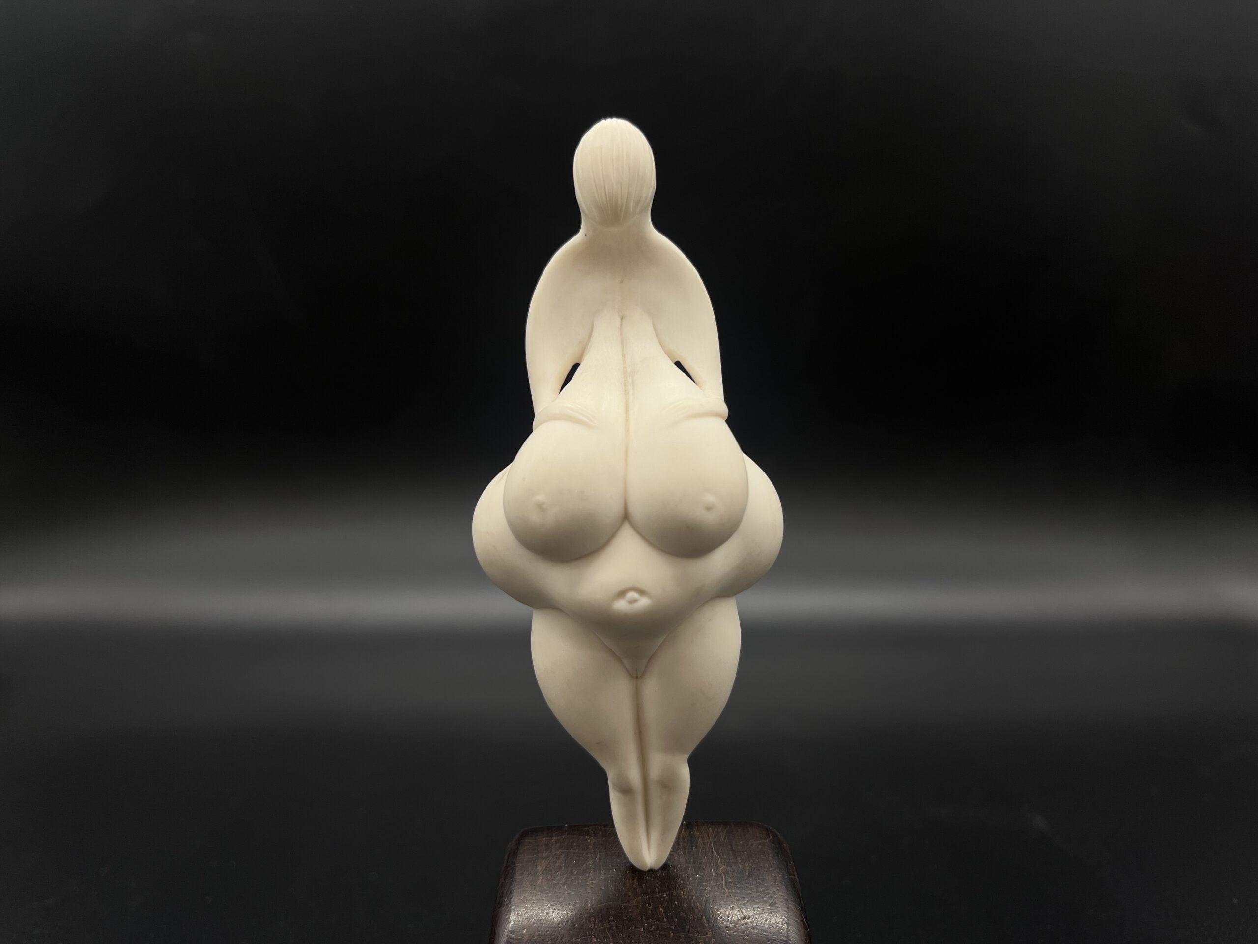 Frauenfigur Lespugue