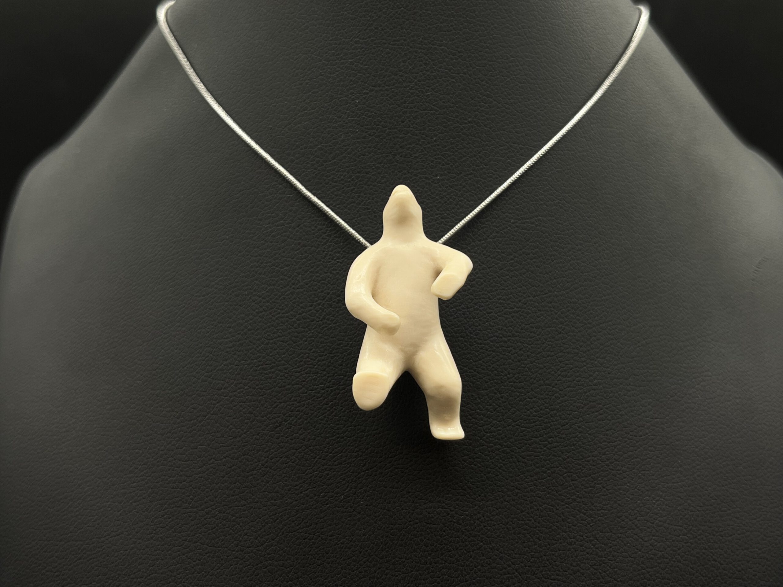 Kette Geißenklösterle Bär