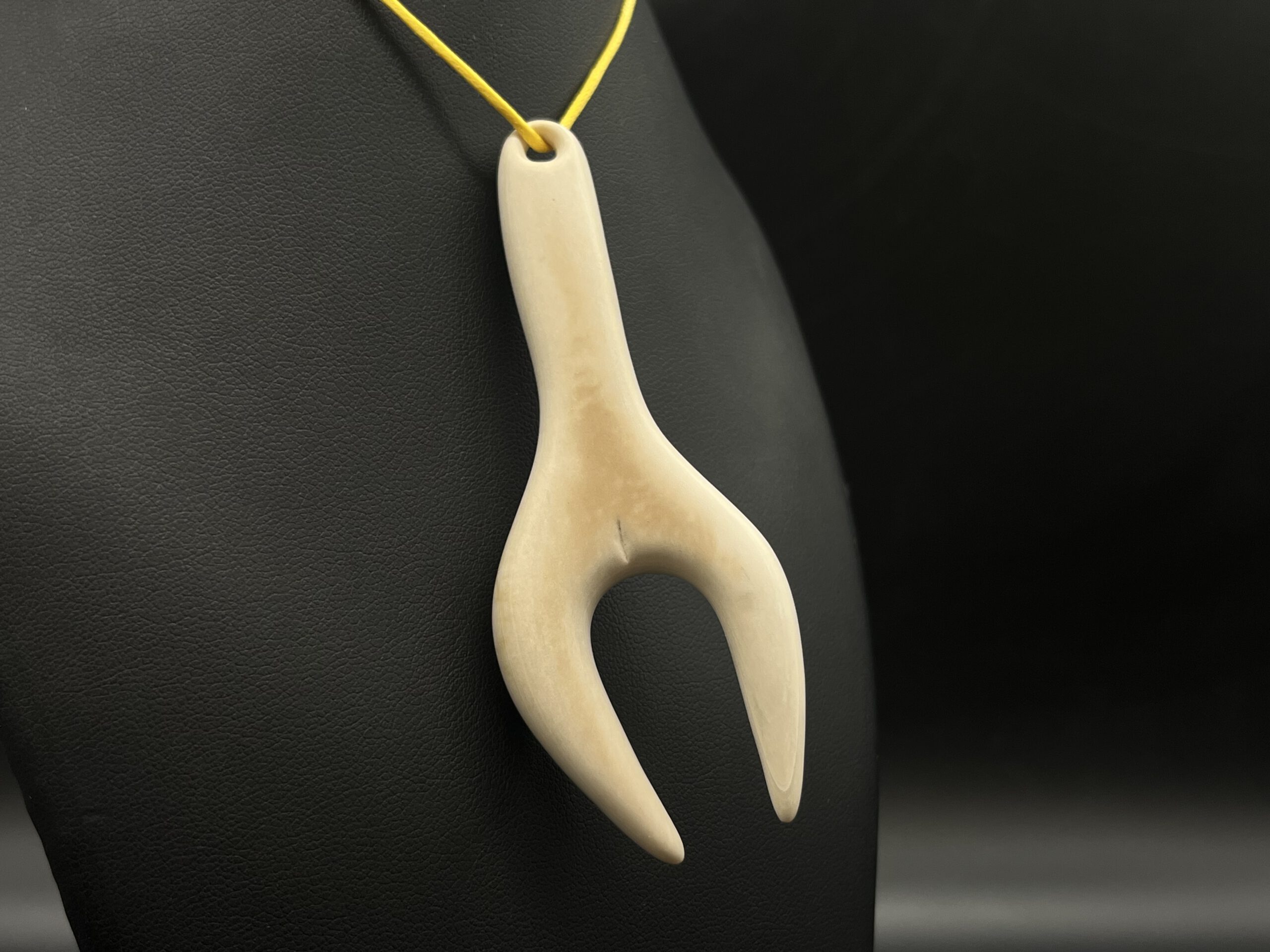 Kette Abstrakte Frauenfigur – Bild 2