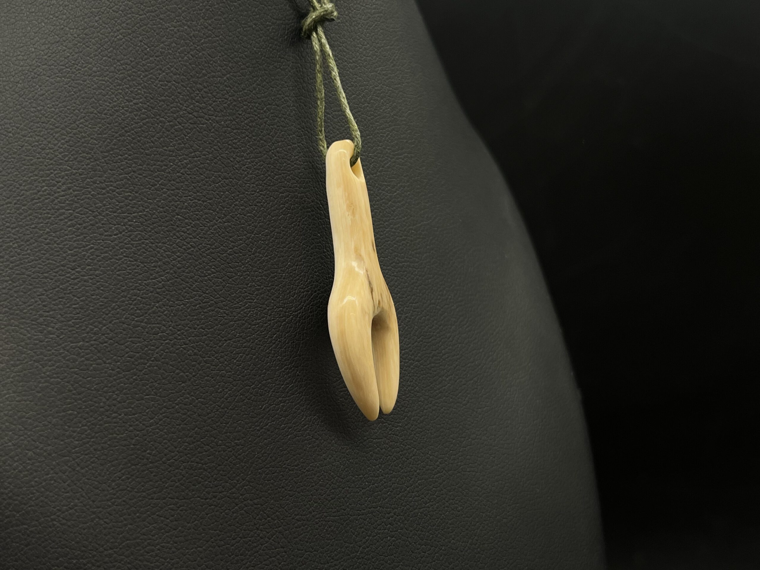 Abstrakte Frauenfigur – Bild 3