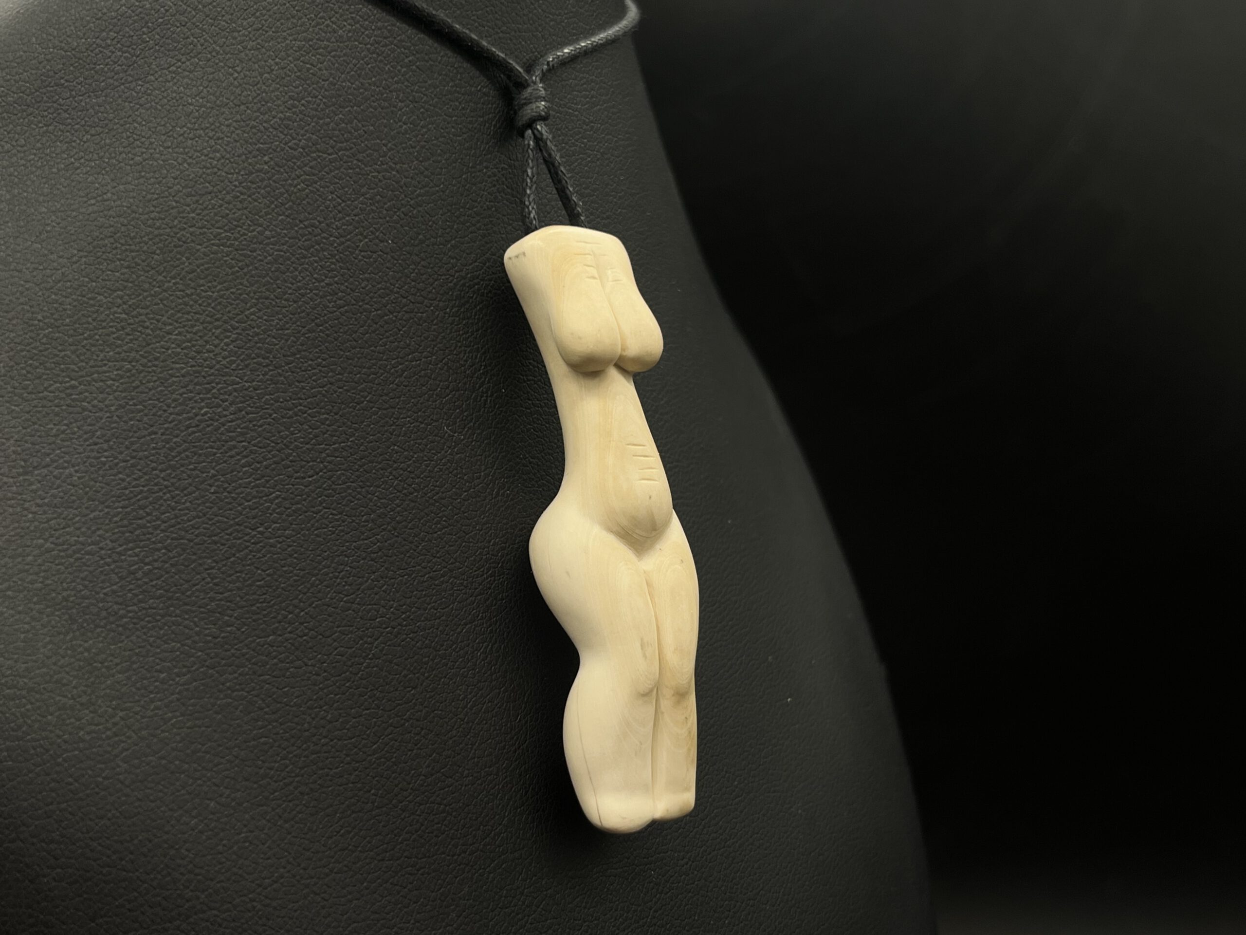 Kette Eliseevitchi Frauenfigur – Bild 2