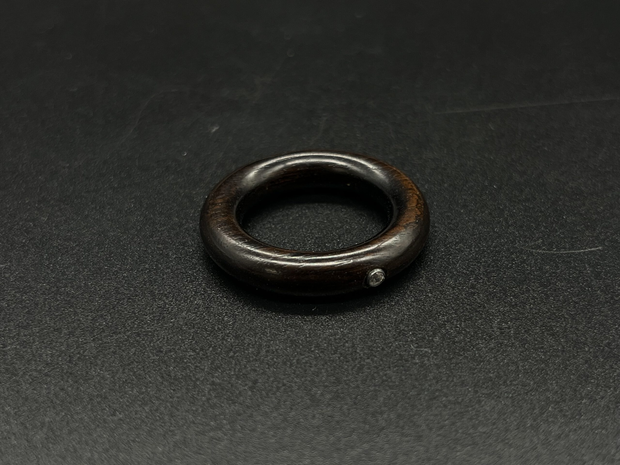 Ring Ebenholz/Glitzerstein
